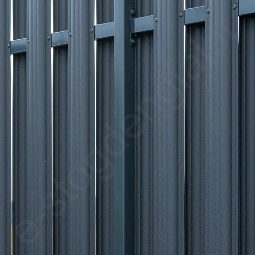Skersinio laikiklis, metalinis įkišamas, 40x20, T.Rudas (RAL 8019), vnt Skersinio laikiklis, metalinis įkišamas, 40x20, T.Rudas (RAL 8019), vnt