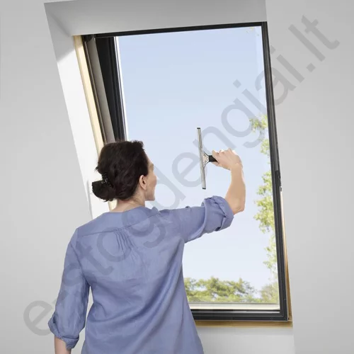 Stoglangis Velux GLL1061 78x140 STANDARD PLUS, Šilumos izoliacija