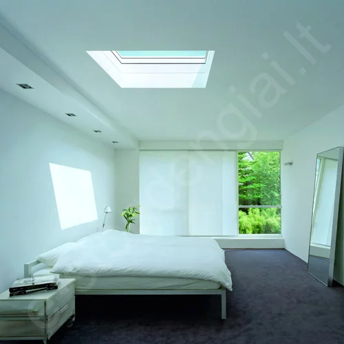 Langas plokščiam stogui Velux CFP su kupolu 120x120 NEVARSTOMAS