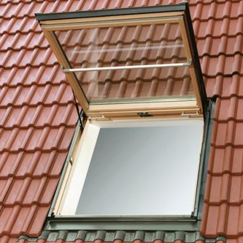 Velux išlipimo liukas GTL3070 78x140 Avarinis išėjimas