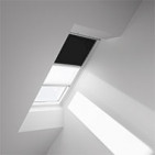 Velux tamsinanti klostuota DFD CK04 3009 Black stilius