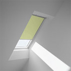 Velux tamsinanti užuolaidėlė DKL CK04 4569 Pale green stilius